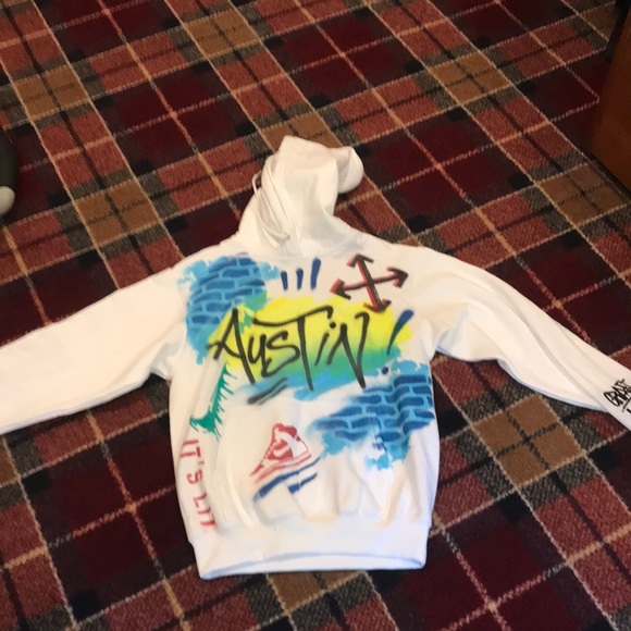 Boys xl hoodie sweatshirt. With the name Austin - Picture 1 of 5